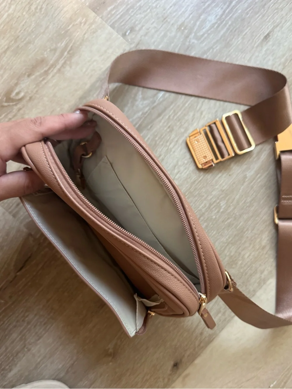 Ayla & Co Brown Leather Crossbody Belt Bag